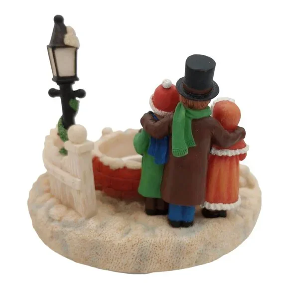 Yankee Candle Our America Large Jar Candle Topper Christmas Carol Singers Dog - Picture 3 of 16